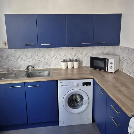 Prime Centre Apartment! Apartment