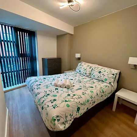 One Bed Flat In The Heart Of Centre *
