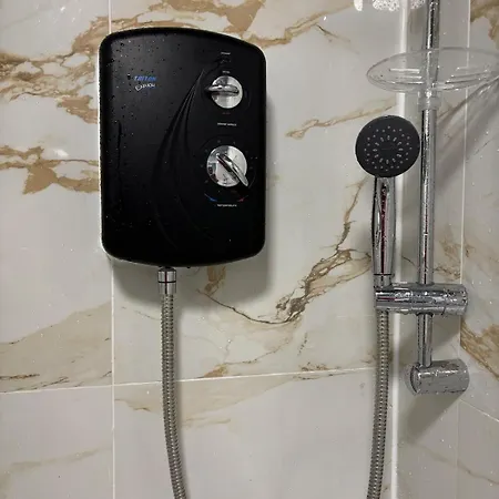 דירה 1 Bedroom Flat - Airport - 7 Mins To Man - Staycations & Business Stays! מנצ'סטר