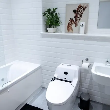 Hive Near Etihad Coop Live * Mánchester