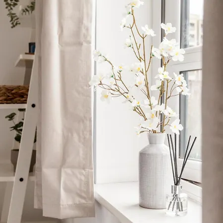 Luxury Sleeps 9 With Hot Tub & Pool マンチェスター