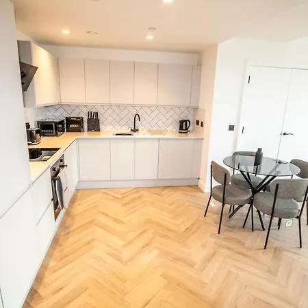 Apartament Modern And Sleek 2 Bed Flat In Manchester