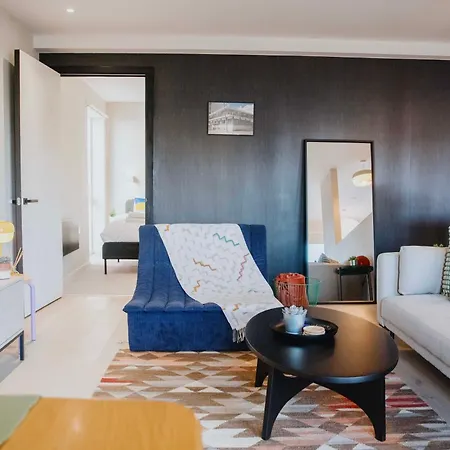 Skyline In Apartment *