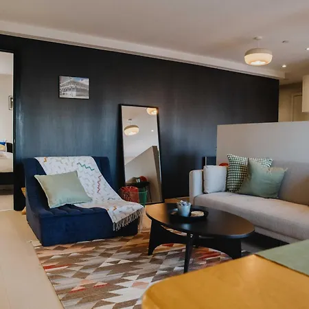 Skyline In Apartment