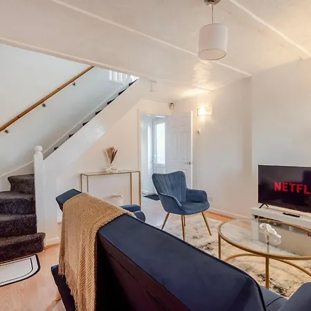 Entire Home With Free Parking Near Old Trafford, Media City & City Centre 度假居