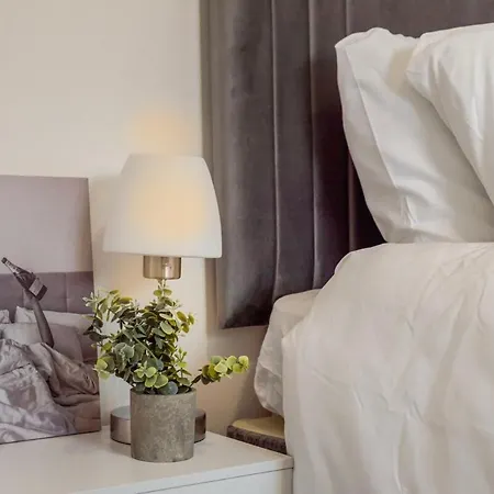 Cosy With Parking Holiday home Manchester