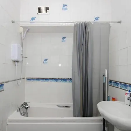 Apartment 2 Min Walk Etihad Stadium & Coop Arena - 3br, Free Parking *