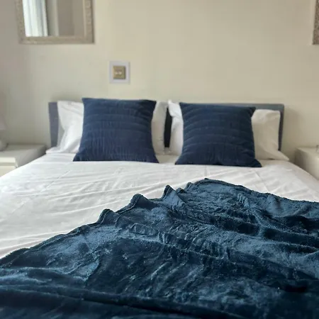 Centre 2 Bed Oasis Free Parking Appartement *