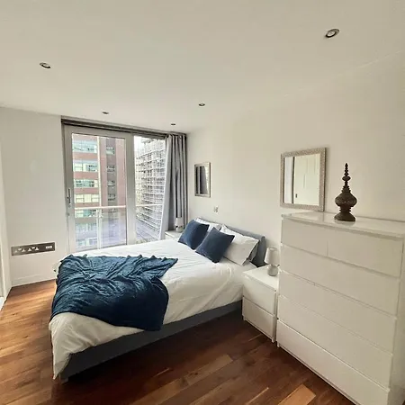 Centre 2 Bed Oasis Free Parking * Manchester