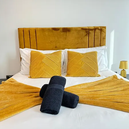 Daire 3 Bedroom Penthouse In The Centre Deansgate New Build High Floor Manchester