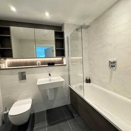3 Bedroom Penthouse In The Centre Deansgate New Build High Floor Lägenhet Manchester