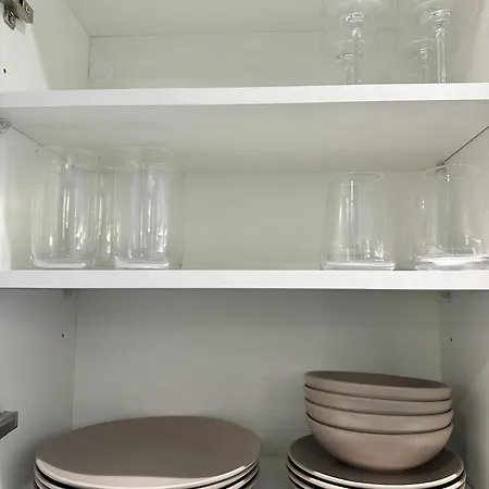 Southwood Place - Free Parking - Sleeps 4 Apartment *