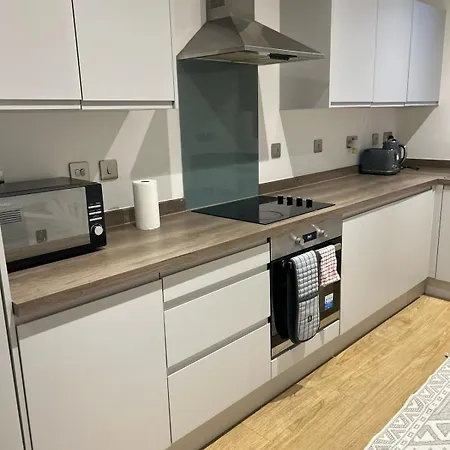 Διαμέρισμα Spacious - Next To Ao Arena & Picadilly Station - Local Attractions - Free Parking