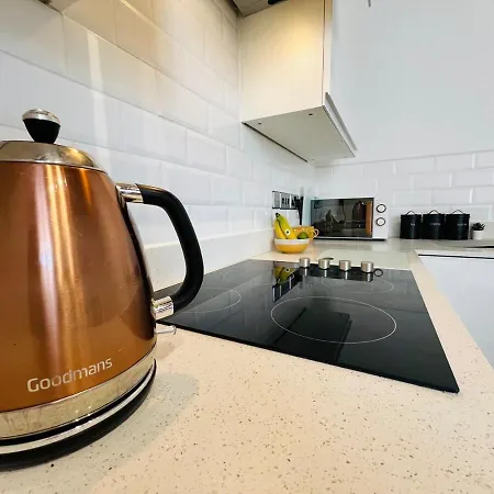 アパート Chic Mill With Canal Views マンチェスター