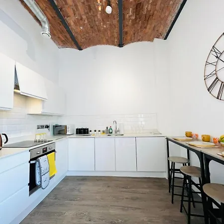 Chic Mill With Canal Views *