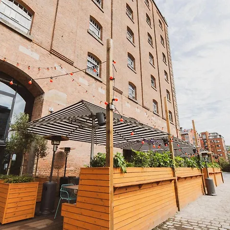 Native Aparthotel