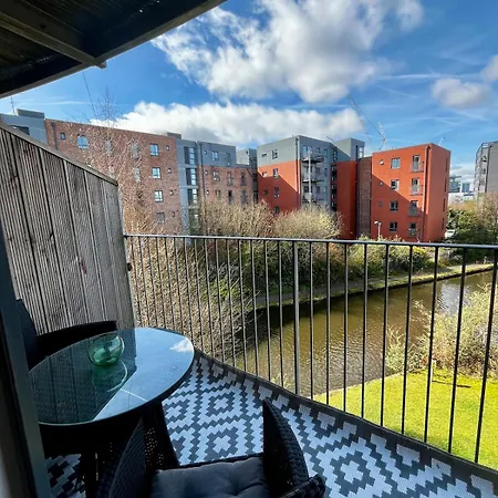 Apartment Serene 2-bed Flat With Canal Views - Coop Live & Ethiad *