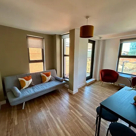 Centre 2 Bed With A Balcony מנצ'סטר