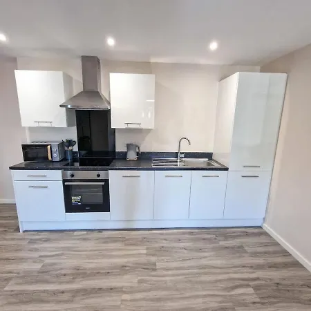 2 Bed Free Parking Mcr By Superhost Manchester