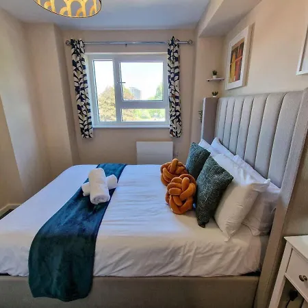 2 Bed Free Parking Mcr By Superhost Manchester