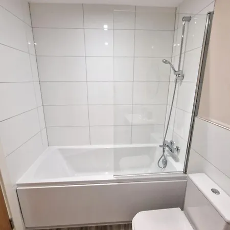 2 Bed Free Parking Mcr By Superhost Apartment