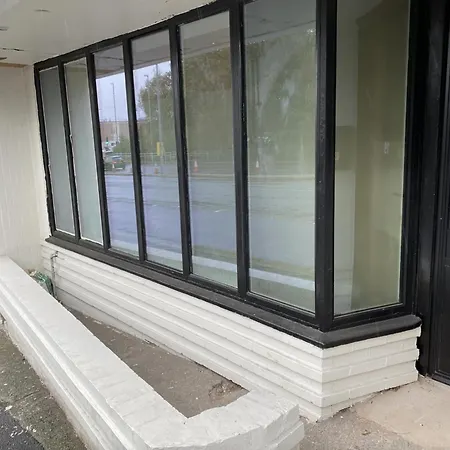 Stretford - Sleeps 6 - Wifi - Parking - Near Stadium