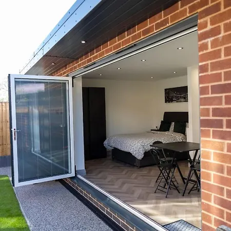 Hébergement de vacances The Hideaway -ideal Summer House Manchester