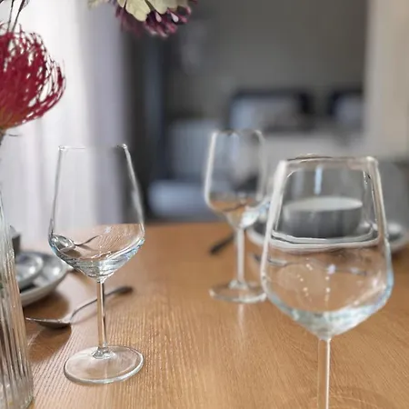 2 Bedroom With Free Parking In Centre, By Eason - Ideal For Weekend Getaways & Business Travel * Manchester