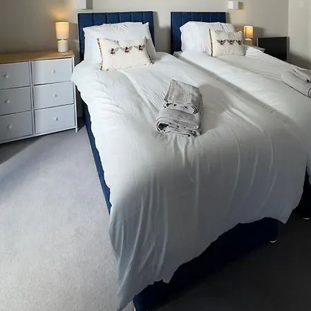 2 Bedroom With Free Parking In Centre, By Eason - Ideal For Weekend Getaways & Business Travel * Manchester