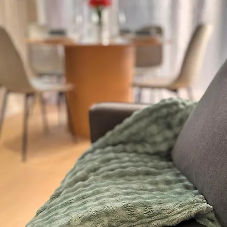 2 Bedroom With Free Parking In Centre, By Eason - Ideal For Weekend Getaways & Business Travel Apartment Manchester