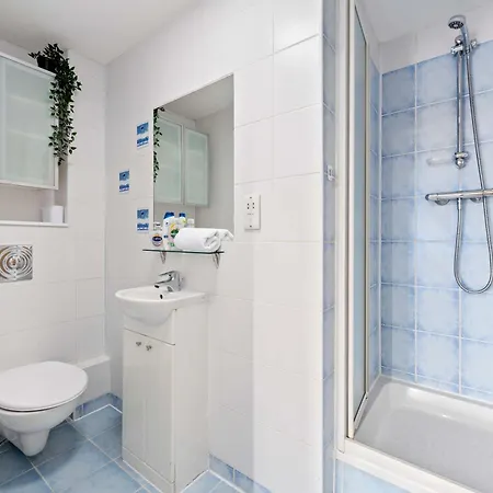 Διαμέρισμα 2 Bed Centre Flat Sleeps 6 Free Parking *