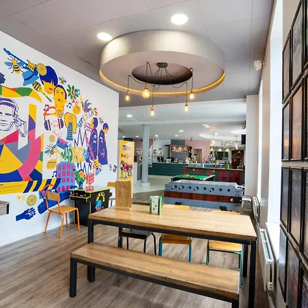 Hostel Yha