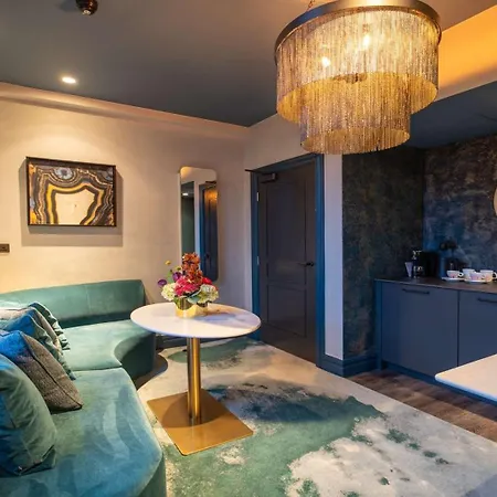 Отель Forty Seven Manchester, Worldhotels Crafted