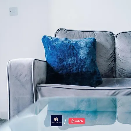 Salford With Free Wifi, Parking & Ideal For Contractors * Manchester