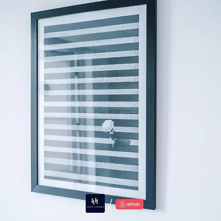 Salford With Free Wifi, Parking & Ideal For Contractors Appartamento Manchester