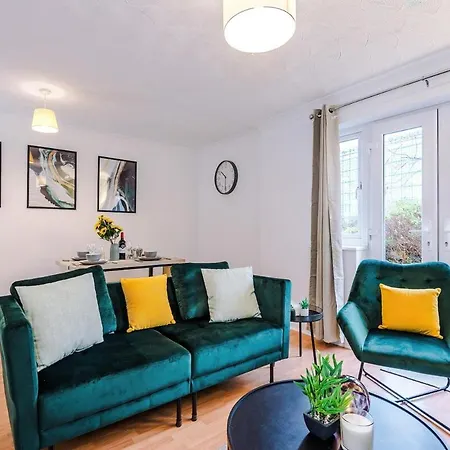 Monthly Discounted Rate Free Parking Contractors Business Travellers Wifi * 맨체스터