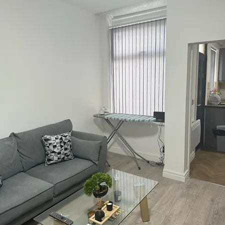 펜션 Britlodge Ruskin Ave 맨체스터