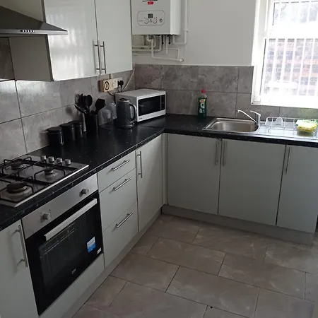 Double-bedroom In The Heart Of Salford Manchester Perfect For Short Guest house Salford (Greater Manchester)