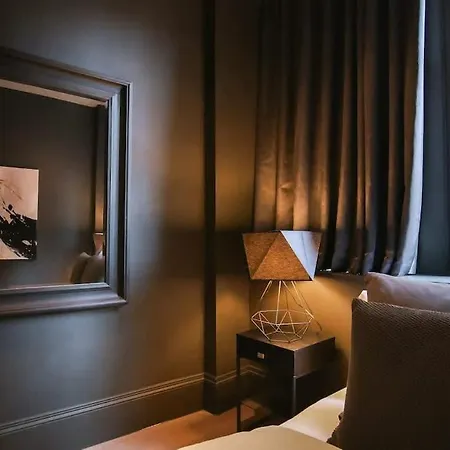 Midnight At The Heim Residences Apartment