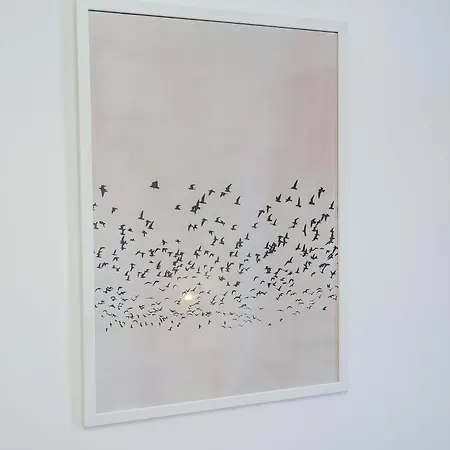 Stunning In Salford With Free Parking, Office, Pool & Ping Pong Table بيت للعطل