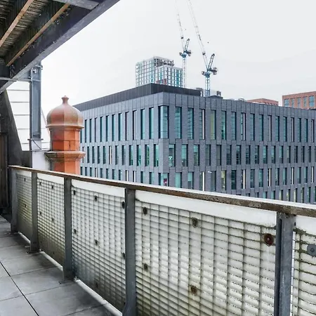 Chic 2Br Balcony City Centre Near Station 맨체스터