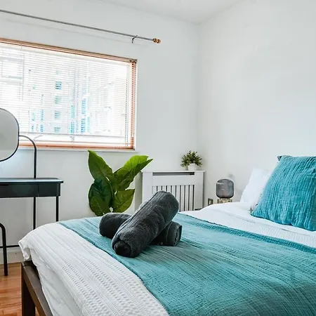 Appartement Cosy 2Br City Centre Balcony Near Victoria *