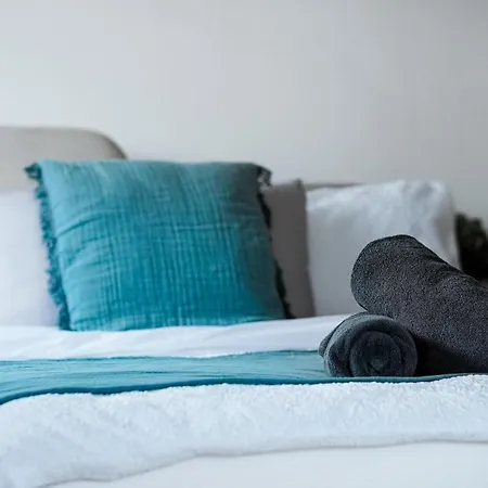 Cosy 2-Bed Apartment With Warm - Homey Vibes * 맨체스터