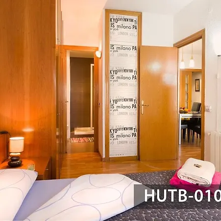 Apartment Abode *
