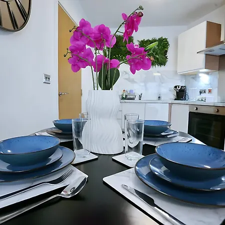 Apartment Stylish By Etihad Stadium With Free Parking *