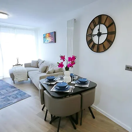 Stylish By Etihad Stadium With Free Parking Apartment Manchester