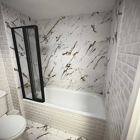Perfect For Construction Workers And Building Contractors Apartamento *