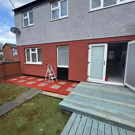 Holiday home Away From Manchester
