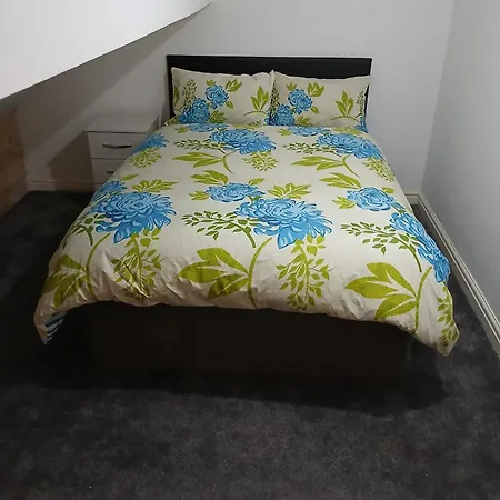 בית הארחה Regal House מנצ'סטר