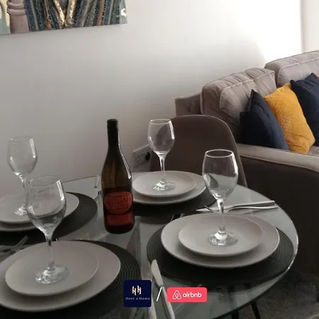 דירה Salford Corporate Balcony Wifi Sleeps 5 מנצ'סטר